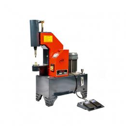 Riveting machine